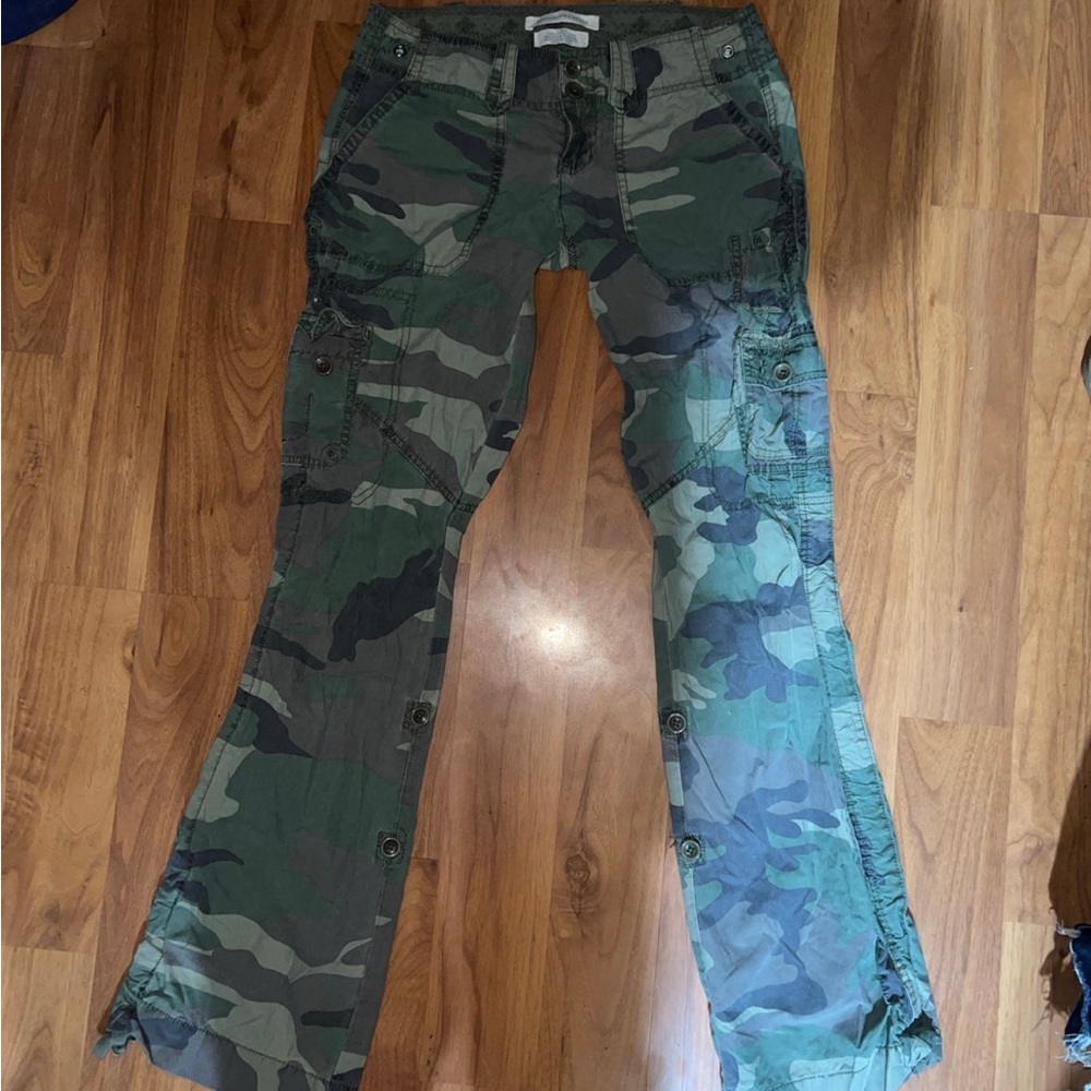 Abercrombie & Fitch Low Rise Flare Camouflage Y2K Pants
